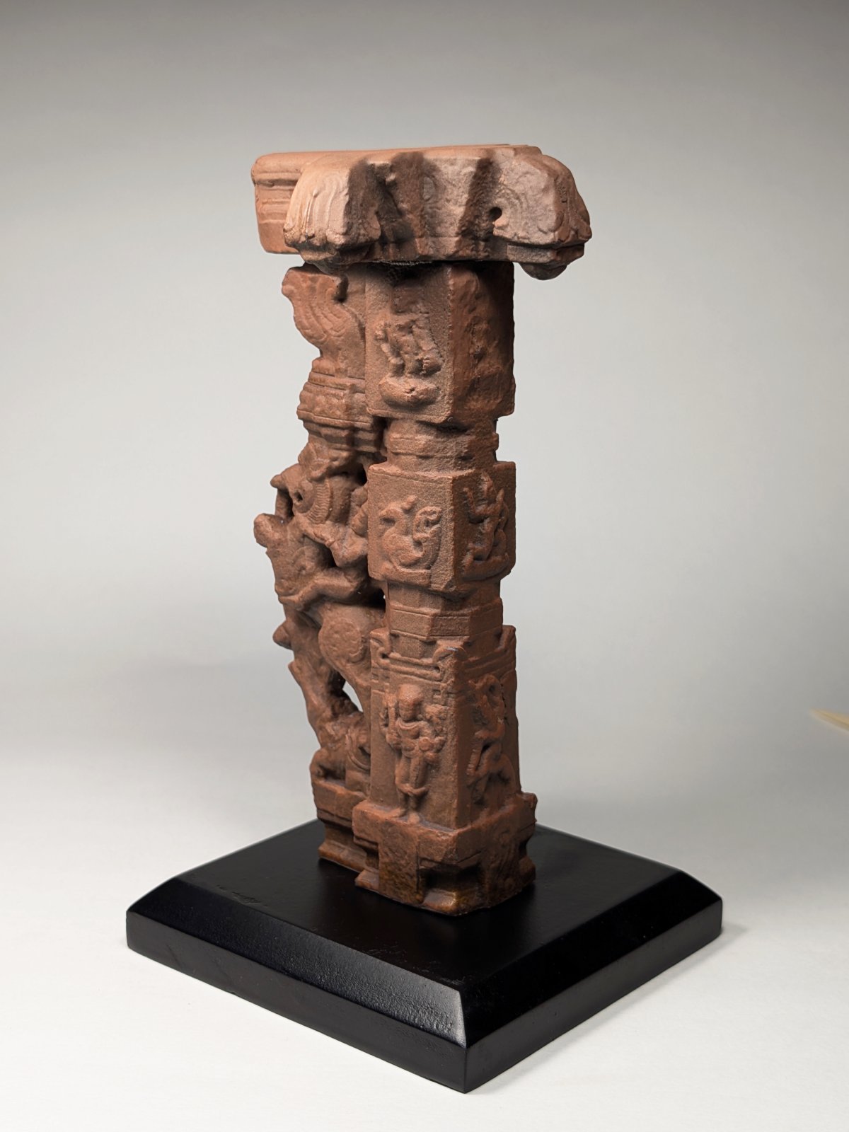 Yali Pillar - Image 2